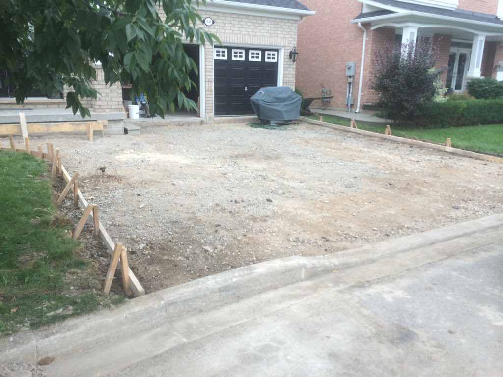 Step by Step Illustration of Concrete Installation in Milton, Ontario